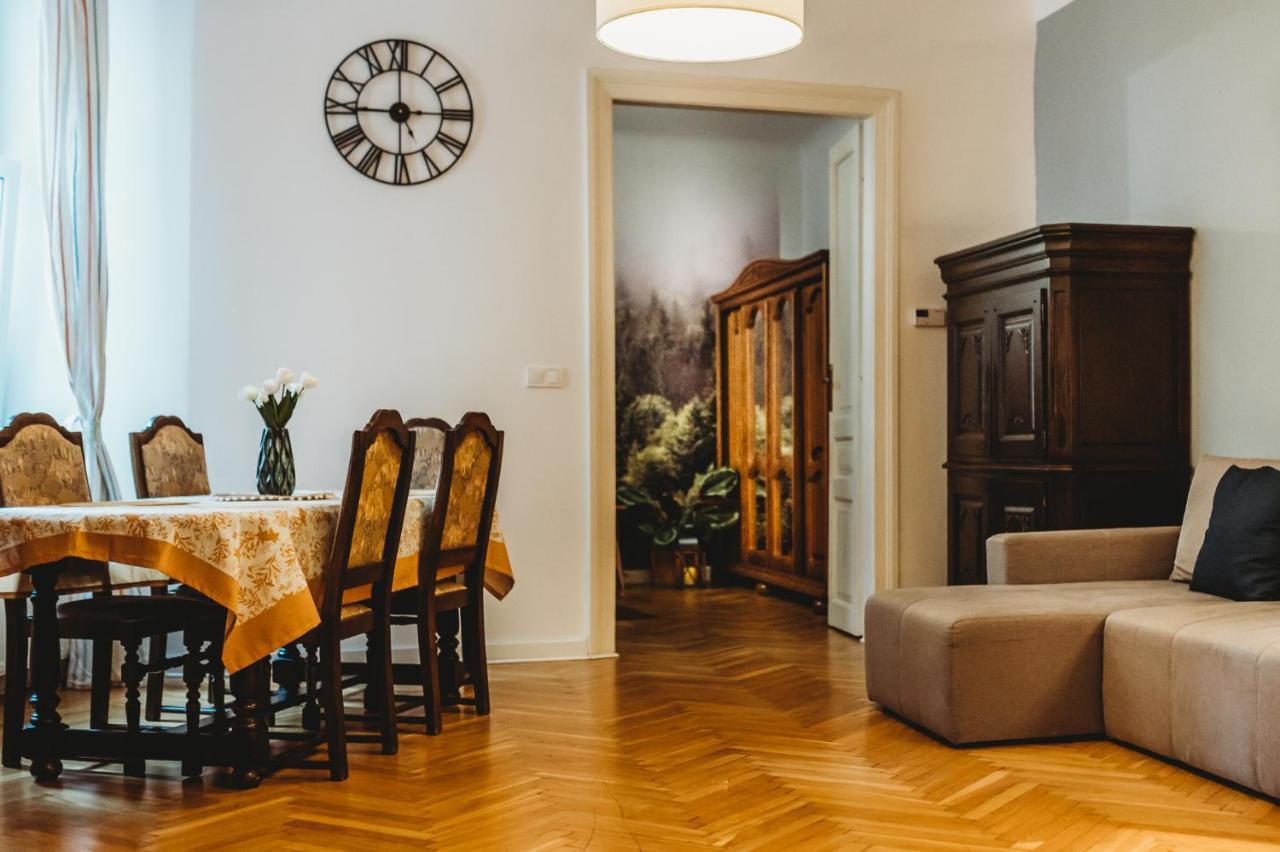 Fatcat Apartments Красков Екстериор снимка