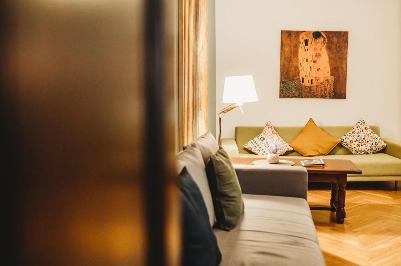 Fatcat Apartments Красков Екстериор снимка